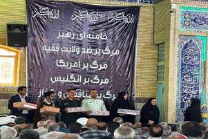 تقدیر از بهورزان نمونه در زمینه مشاوره فرزندآوری در نماز جمعه شهرستان کوار