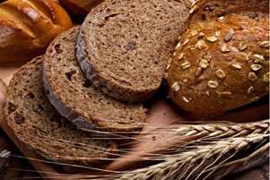 گفت‌وگو با مسئول واحد تغذیه شبکه بهداشت و درمان شهرستان کوار در رابطه با  فواید مصرف نان کامل برای سلامت بدن