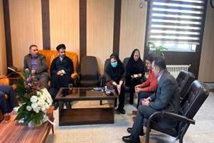 تست قندخون کارکنان دادگاه شهرستان کوار به مناسبت هفته ملی دیابت