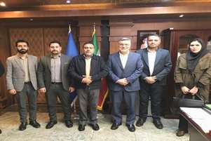 دیدار رئیس شبکه بهداشت و درمان شهرستان کوار و نماینده مجلس با وزیر بهداشت