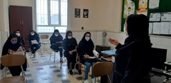 نشست  آموزشی طرح هر خانه یک پایگاه سلامت در کوار